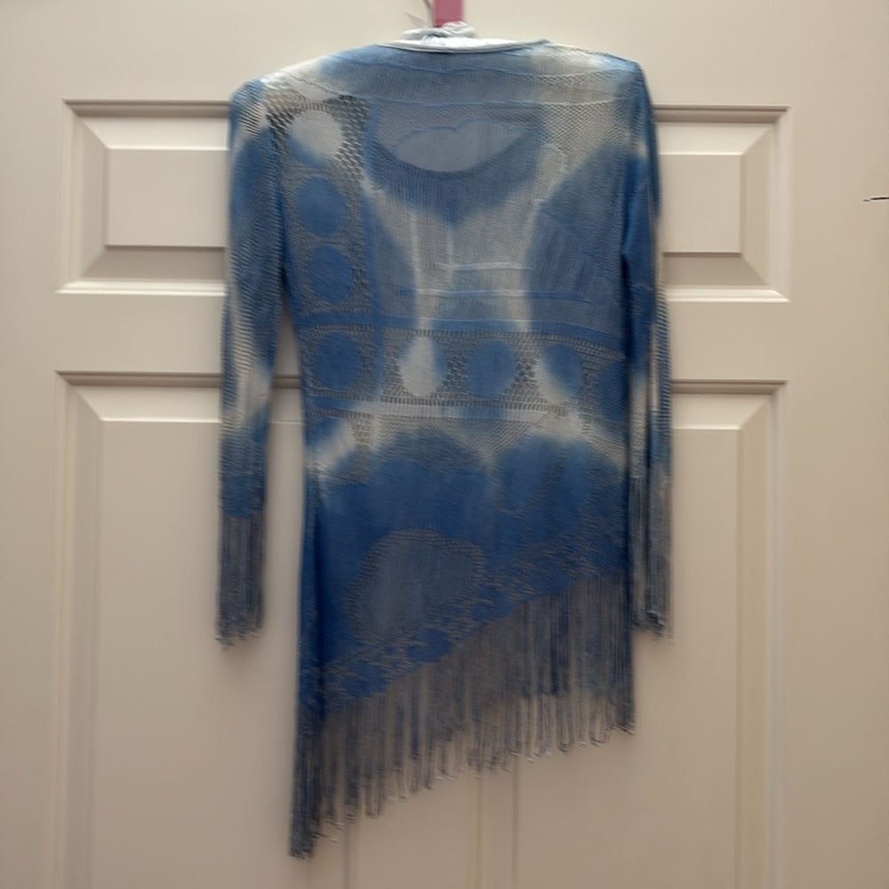 Boutique Blue and White Asymmetrical Fringe Open Knit Tunic Top Size XS - Picture 4 of 6